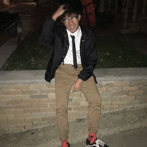 Meet your Posher, Raymond